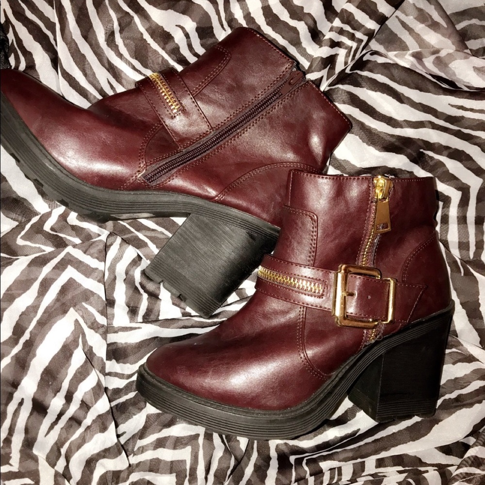 Chunky burgundy heels
